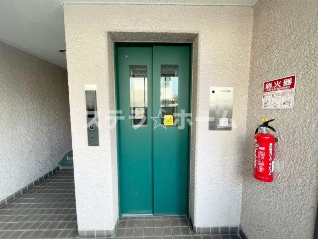 豊中緑丘パーク・マンションのその他共用部分|エレベーター付きです
