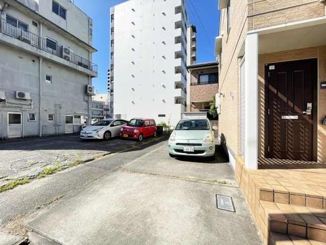中徳島一戸建賃貸住宅　Ａ棟の駐車場