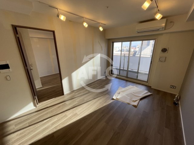 ザ・パークハビオ天満橋　滝川小学校区の居間・リビング|ザ・パークハビオ天満橋　リビング