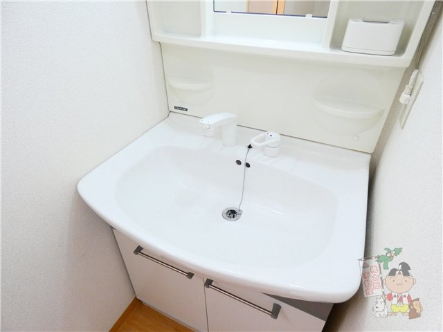 ヴィクトワール伊福の洗面所