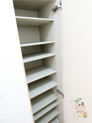 ヴィクトワール伊福の収納