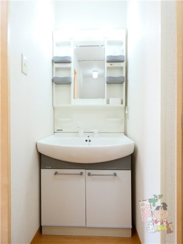 ヴィクトワール伊福の洗面所