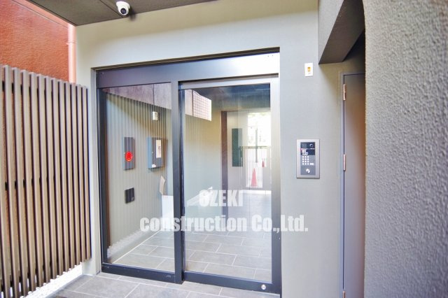 ヒルクレスト越谷のエントランス