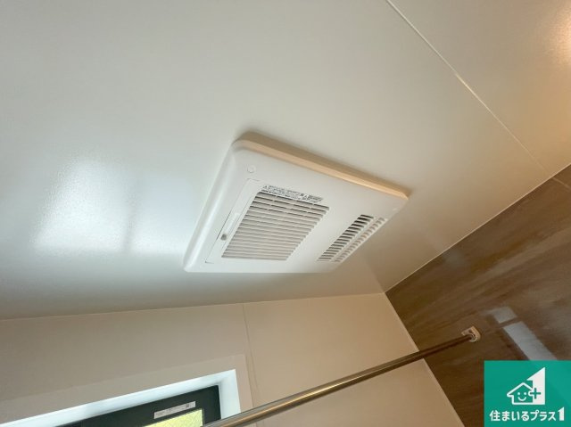 神戸市垂水区歌敷山　第1期　新築一戸建ての冷暖房・空調設備|四季を通して快適なバスライフをお手伝いする浴室暖房乾燥機！浴室の乾燥・暖房・涼風・換気はもちろん、２４時間換気にも対応！