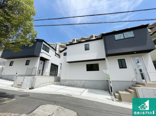 神戸市垂水区歌敷山　第1期　新築一戸建ての外観|お客様に長く安心して住んでいだだける事にこだわった家づくり！住んでからのアフターサービスにもしっかりと取り組んでいます！