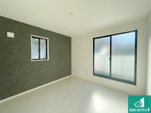 神戸市垂水区歌敷山　第1期　新築一戸建ての洋室|シンプルな洋室は、自分好みのインテリアが楽しめます♪ご家族とインテリアや家具を選びに行くのは新築購入時の醍醐味の一つです。ぜひお楽しみください♪