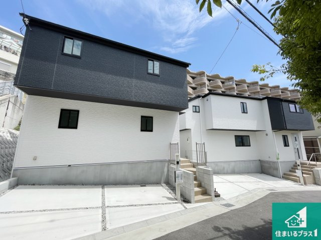 神戸市垂水区歌敷山　第1期　新築一戸建ての外観|お客様に長く安心して住んでいだだける事にこだわった家づくり！住んでからのアフターサービスにもしっかりと取り組んでいます！