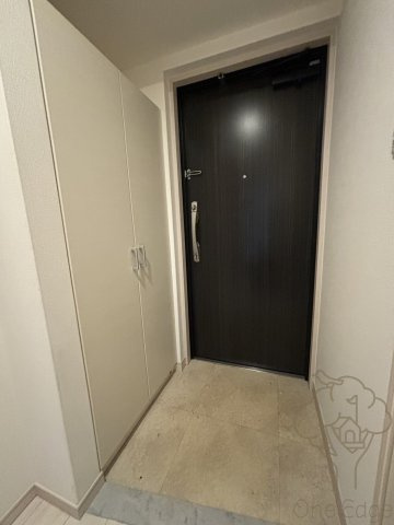 スプランティット新大阪Ⅲの玄関