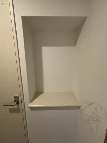スプランティット新大阪Ⅲの玄関
