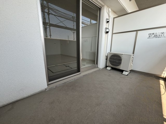スプランティット新大阪Ⅲのバルコニー