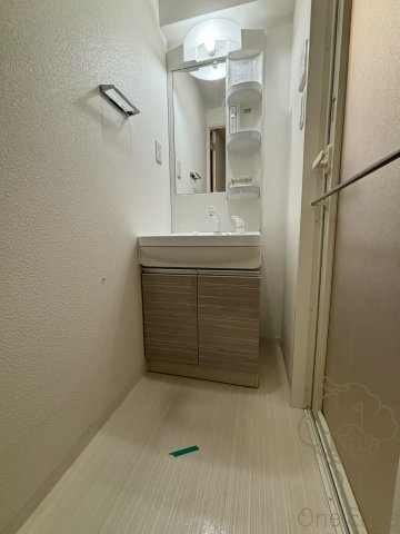 スプランティット新大阪Ⅲの洗面所