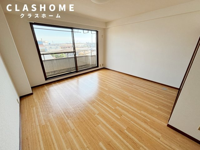 ルシードオチの居間・リビング