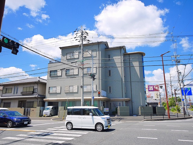 永原ビルの外観|おしゃれな外観です