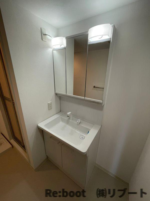 船橋夏見レジデンスの洗面所