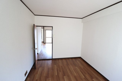 【寝室】 | シャンボール鶴見