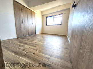 【洋室】 | ソルディオ武庫之荘本町 | 洋室6.5帖です♪大きなクローゼットも設けられております！たくさんのお洋服・小物もスッキリ収納できます！室内を有効に使用していただけます(^^)