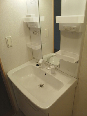 【洗面所】 | アロマ・ドゥ－・ヴィラ | 洗面所