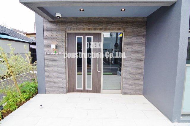 Laule’a越谷のエントランス