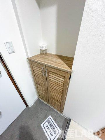 サンクライムハイツの玄関