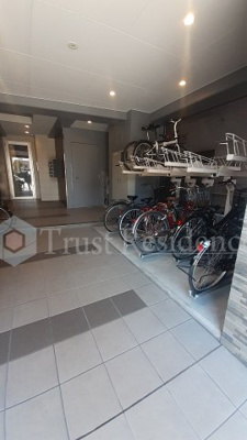 【ロビー】 | ファーストプレイス