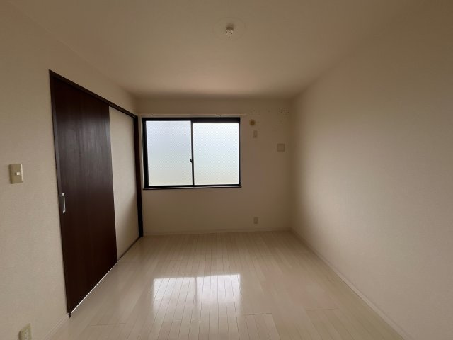 ビッグフォレスト宮上の寝室