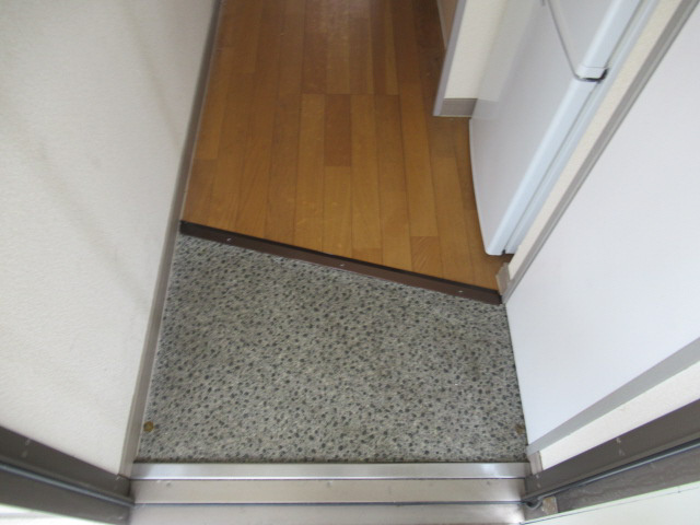 サンプレイス明石の玄関