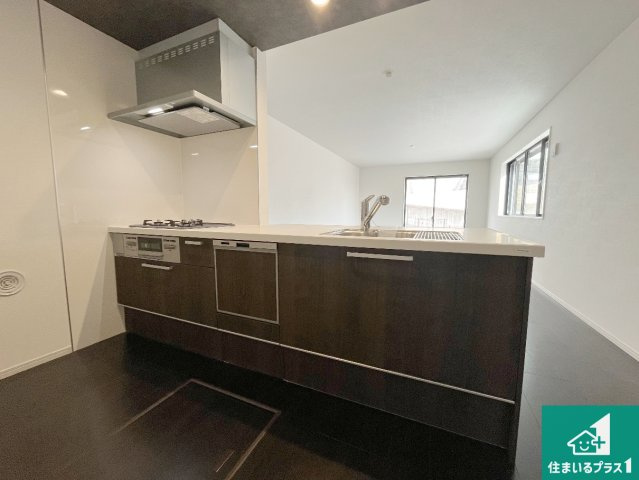 神戸市垂水区舞子坂　第1期　新築一戸建ての前面道路含む現地写真|周辺は落ち着いた街並みの住宅地！子育てがしやすい住環境です！まだ未完成ですが、現地でしかわからない事もございます。是非一度ご覧ください。