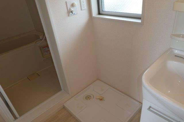 モンシャトー中央のその他|洗濯機置き場