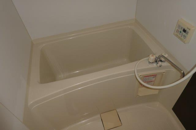 モンシャトー中央の浴室