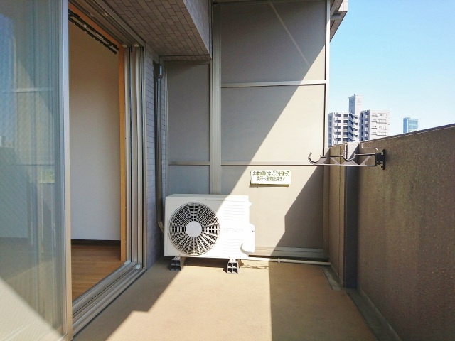 【バルコニー】