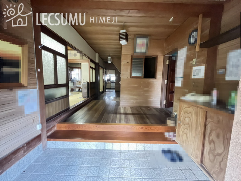 姫路市夢前町護持/中古戸建の玄関