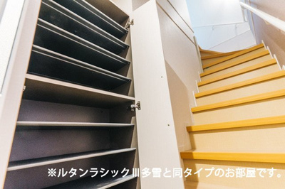 【収納】 | カルム栄町Ⅰ | 専用の収納スペースです