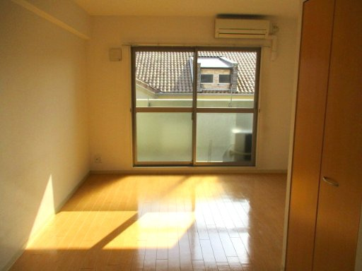 プレスティージュ・アイ