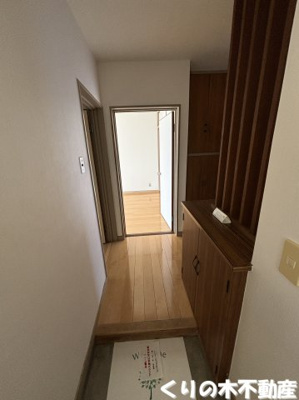 【玄関】 | 本郷ハイツ | シンプルで使いやすい玄関です