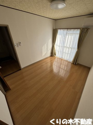 【洋室】 | 本郷ハイツ | 個人の部屋や寝室として使える洋室です