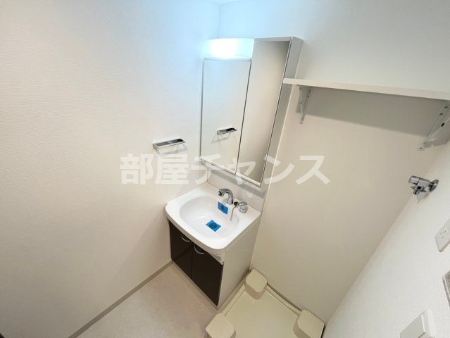 エステムコート名古屋サウスネクストの独立洗面台