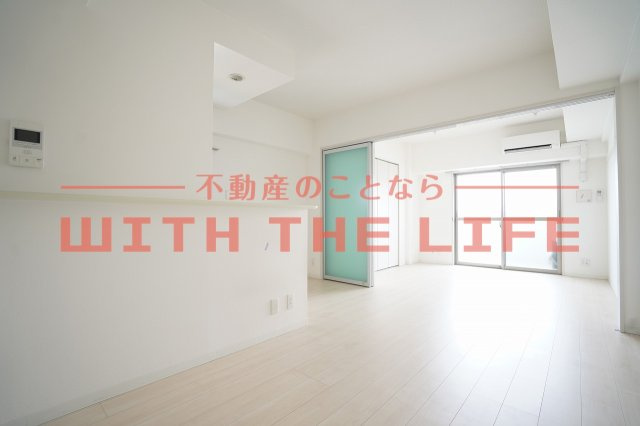 リッツ・アヴェニュー（リッツ・アベニュー）【10, 000円キャッシュバック対象物件】の居間・リビング|ゆったりとしたリビングです