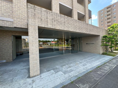 【エントランス】 | 弥生が丘ハウシーズ