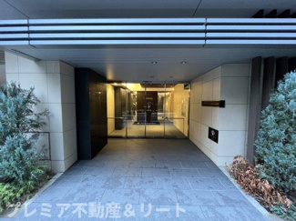 【エントランス】