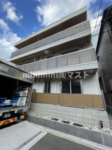 ルシェーナ西田辺の外観