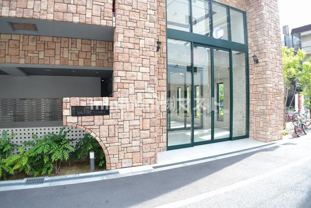 スプランディッド難波Ⅰのエントランス