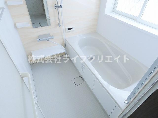 日野市西平山5丁目住宅の浴室