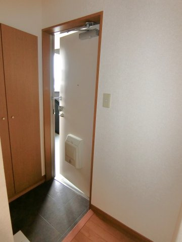 ミレーニアの玄関