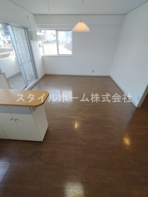 【居間・リビング】 | シャトーウィスタリヤ