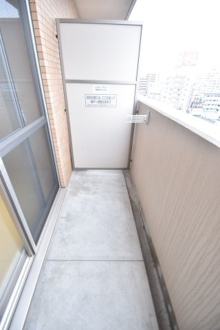 大阪市旭区高殿７丁目の賃貸マンションのバルコニー
