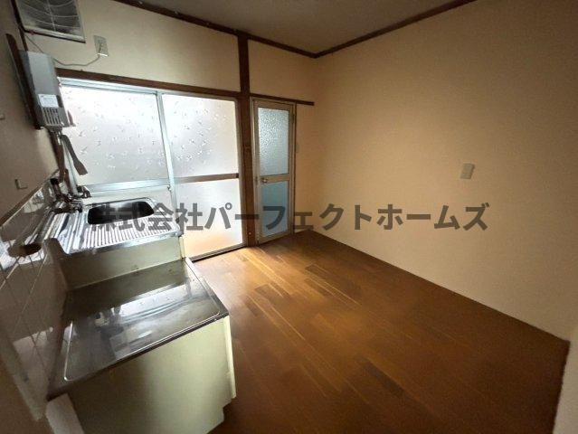 都丘町テラス　賃貸の居間・リビング|ゆったり過ごせる居間です