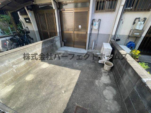 都丘町テラス　賃貸のエントランス|毎日通るエントランスはこのようになっています
