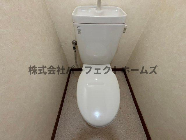 都丘町テラス　賃貸のトイレ|清潔感のあるトイレです