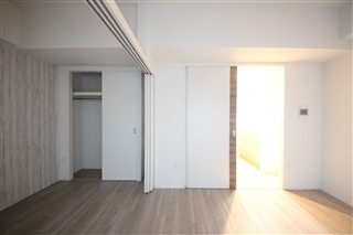 【居間・リビング】 | セレニテ本町リアン