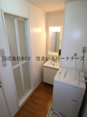 【洗面所】 | アザレアハイム | コンパクトで使いやすい洗面所